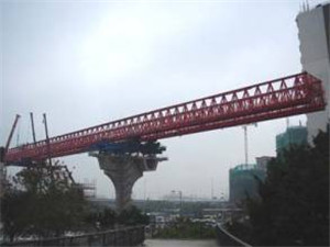 青海节段梁架桥机